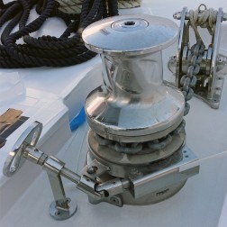 SX7 - Vertical Windlass Windlasses & Accessories